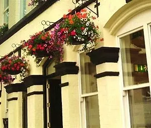 *** Hotel Phoenix Park Irlanda